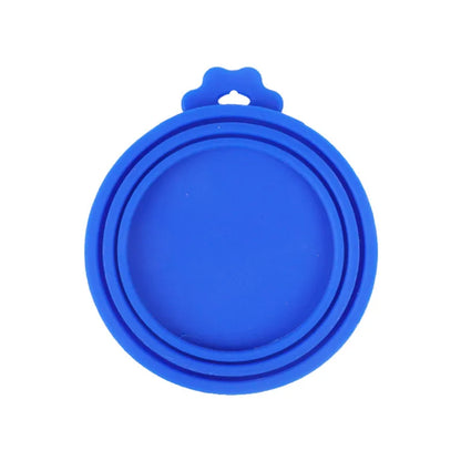 A set Reusable Pet Food Can Cover and Spoon