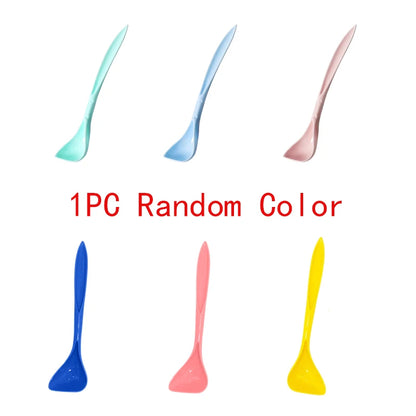 A set Reusable Pet Food Can Cover and Spoon